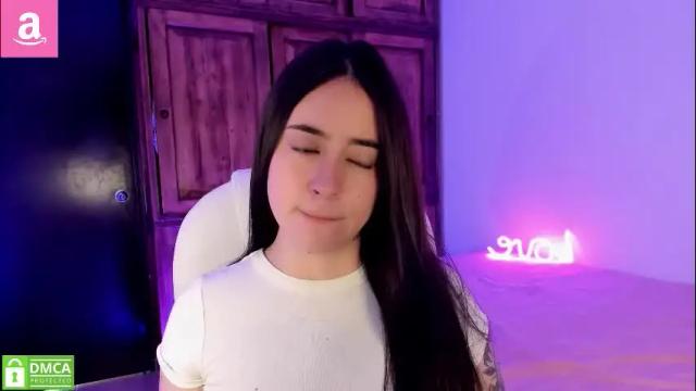 Image 6 of alicee_2 Stream on Chaturbate on 2 months ago