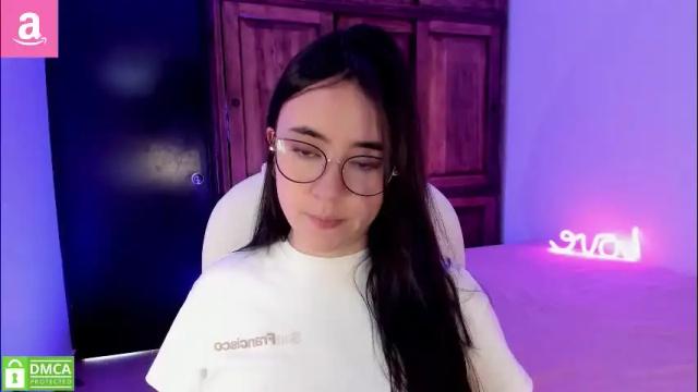 Image 2 of alicee_2 Stream on Chaturbate on 1 month ago