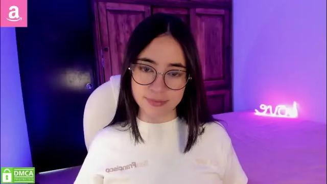 Image 7 of alicee_2 Stream on Chaturbate on 1 month ago