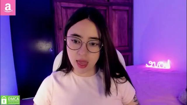 Image 2 of alicee_2 Stream on Chaturbate on 1 month ago