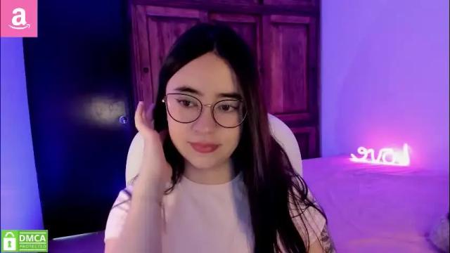 Image 3 of alicee_2 Stream on Chaturbate on 1 month ago