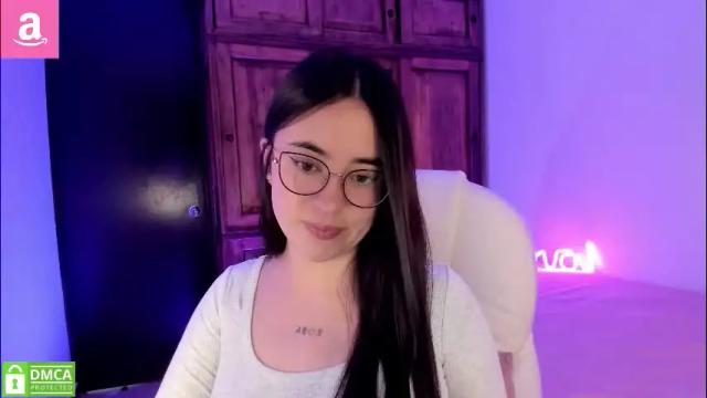 Image 3 of alicee_2 Stream on Chaturbate on 20 days ago