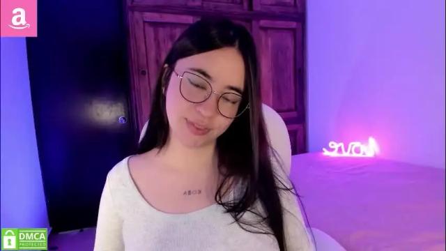 Image 8 of alicee_2 Stream on Chaturbate on 20 days ago