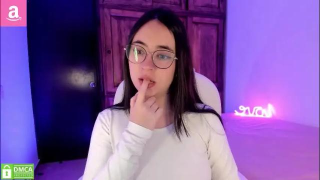 Image 12 of alicee_2 Stream on Chaturbate on 18 days ago