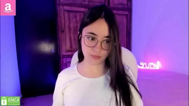 Image 8 of alicee_2 Stream on Chaturbate on 18 days ago