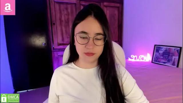 Image 2 of alicee_2 Stream on Chaturbate on 16 days ago