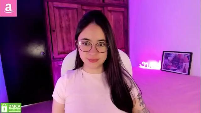 Image 6 of alicee_2 Stream on Chaturbate on 14 days ago