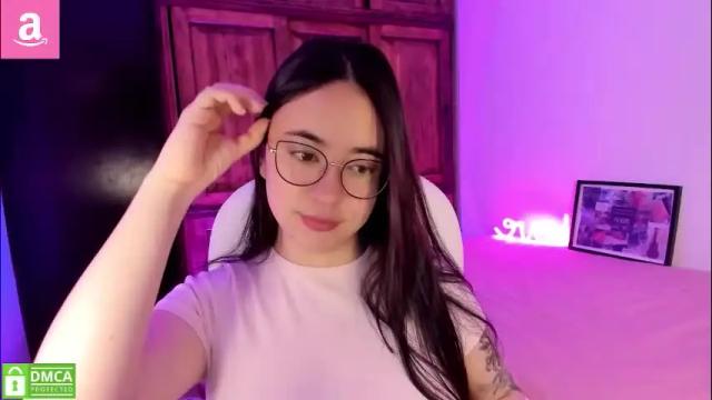 Image 8 of alicee_2 Stream on Chaturbate on 14 days ago