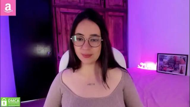 Image 3 of alicee_2 Stream on Chaturbate on 2 days ago