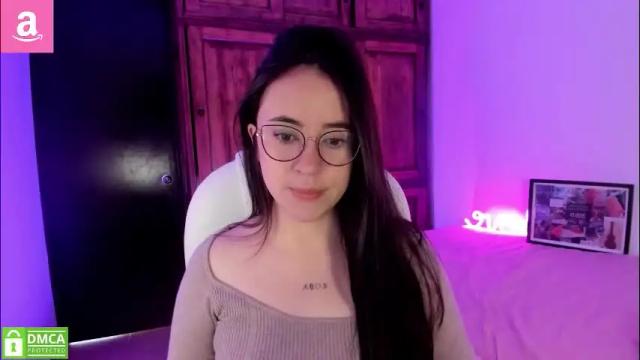 Image 4 of alicee_2 Stream on Chaturbate on 2 days ago