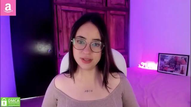 Image 7 of alicee_2 Stream on Chaturbate on 2 days ago