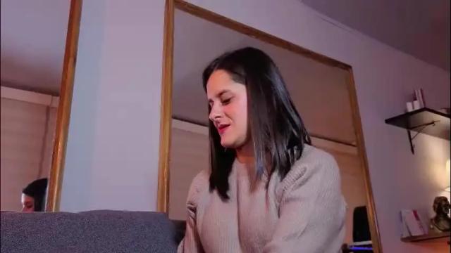 Image 2 of alicee_milf_ Stream on Chaturbate on 2 months ago