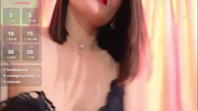 Image 11 of alicee_milf_ Stream on Chaturbate on 1 month ago