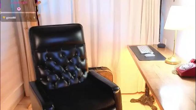 Image 2 of alicee_milf_ Stream on Chaturbate on 1 month ago