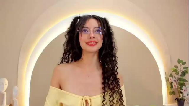 Image 11 of alicee_rodriguez Stream on Chaturbate on 1 month ago
