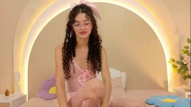 Image 4 of alicee_rodriguez Stream on Chaturbate on 20 days ago
