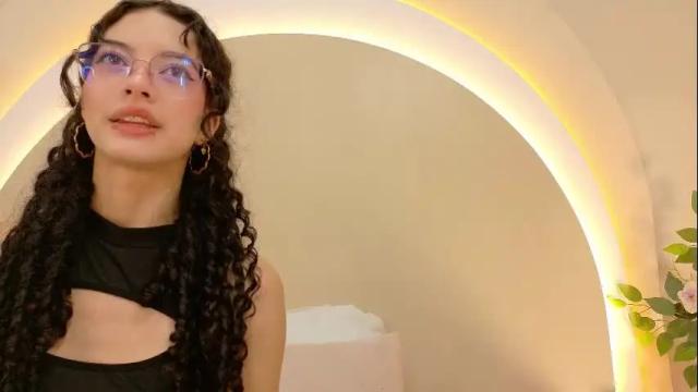 Image 11 of alicee_rodriguez Stream on Chaturbate on 5 days ago