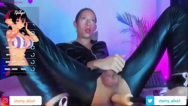 Image 11 of alicee_salvatore Stream on Chaturbate on 5 months ago