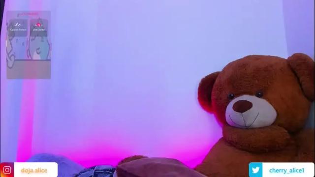 Image 3 of alicee_salvatore Stream on Chaturbate on 1 month ago