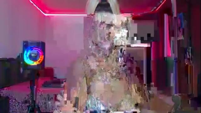 Image 12 of aliceesmiths Stream on Chaturbate on 3 months ago