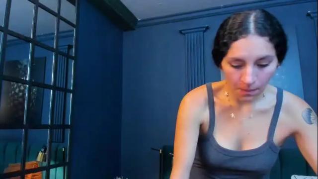 Image 2 of aliceferrer_ Stream on Chaturbate on 1 month ago