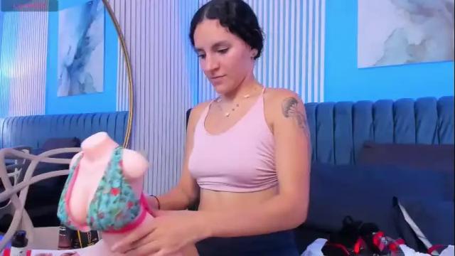 Image 4 of aliceferrer_ Stream on Chaturbate on 1 month ago