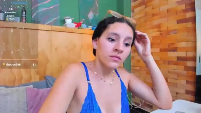 Image 2 of aliceferrer_ Stream on Chaturbate on 1 month ago