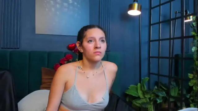 Image 6 of aliceferrer_ Stream on Chaturbate on 29 days ago