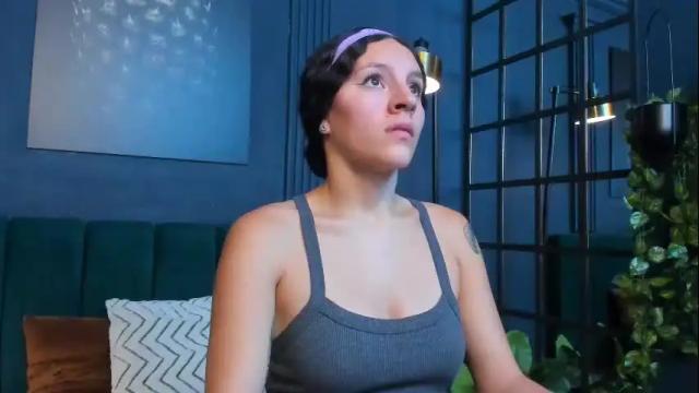 Image 3 of aliceferrer_ Stream on Chaturbate on 6 days ago