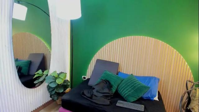 Image 2 of aliceferrer_ Stream on Chaturbate on 4 days ago