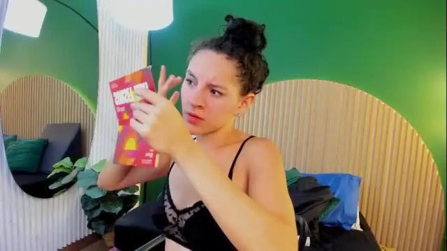 Image 6 of aliceferrer_ Stream on Chaturbate on 4 days ago