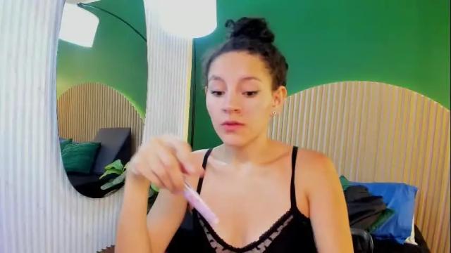 Image 7 of aliceferrer_ Stream on Chaturbate on 4 days ago