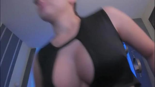 Image 2 of aliceharperx Stream on Chaturbate on 2 months ago