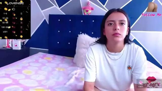 Image 8 of alicehunton Stream on Chaturbate on 14 months ago