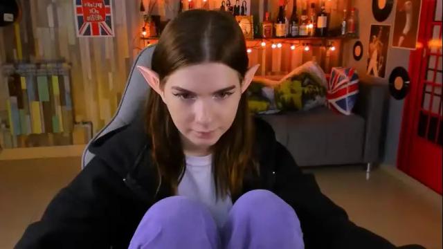 Thumbnail 1, aliceinredsquare's Stream at Chaturbate, 1 month ago