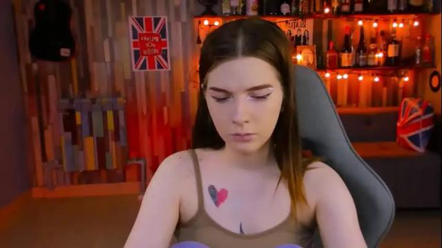 Thumbnail 3, aliceinredsquare's Stream at Chaturbate, 1 month ago