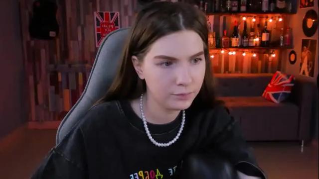 Thumbnail 1, aliceinredsquare's Stream at Chaturbate, 1 month ago