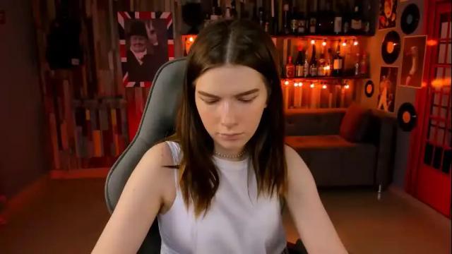 Thumbnail 1, aliceinredsquare's Stream at Chaturbate, 1 month ago