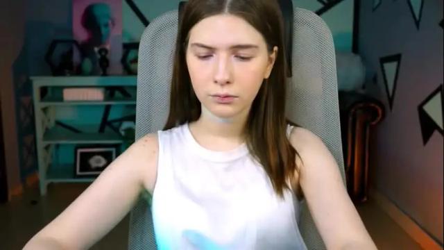 Thumbnail 2, aliceinredsquare's Stream at Chaturbate, 1 month ago