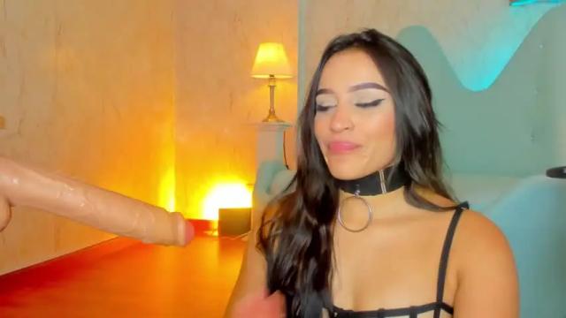 Image 6 of alicekiing Stream on Chaturbate on 15 months ago
