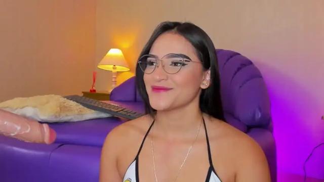 Image 11 of alicekiing Stream on Chaturbate on 21 months ago