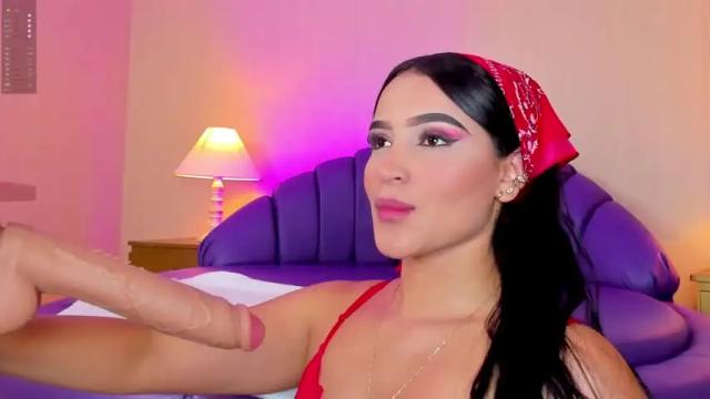 Image 3 of alicekiing Stream on Chaturbate on 14 months ago