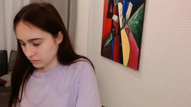 Image 2 of alicekollt Stream on Chaturbate on 13 months ago