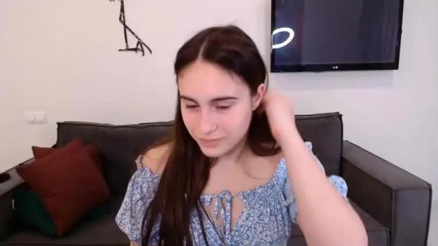 Image 8 of alicekollt Stream on Chaturbate on 13 months ago