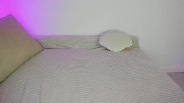 Image 12 of alicelevine Stream on Chaturbate on 8 days ago