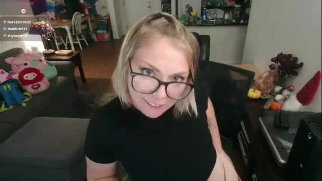 Image 8 of aliceliddell710 Stream on Chaturbate on 2 months ago