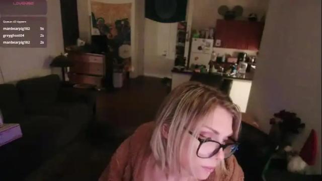 Image 12 of aliceliddell710 Stream on Chaturbate on 1 month ago