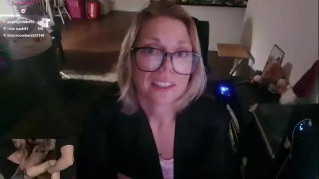 Image 4 of aliceliddell710 Stream on Chaturbate on 1 month ago