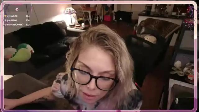 Image 7 of aliceliddell710 Stream on Chaturbate on 22 days ago