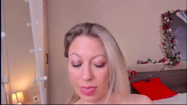 Image 2 of alicelidelhot Stream on Chaturbate on 18 days ago